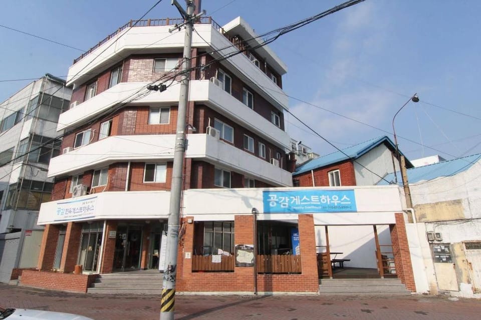 Empathy Guesthouse Bed and Breakfast in Daegu