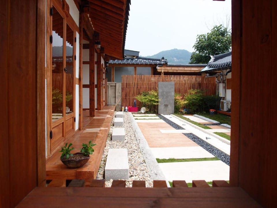 Sarangroo Guesthouse Bed and Breakfast in South Korea
