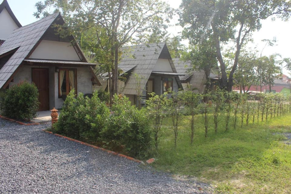 Lanta Happy Hill Resort in Sala Dan