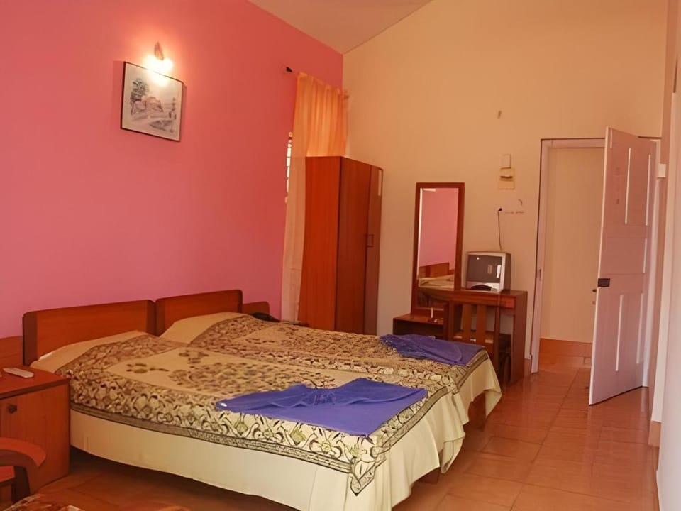 Resort De Tio Carmino Hotel in Calangute