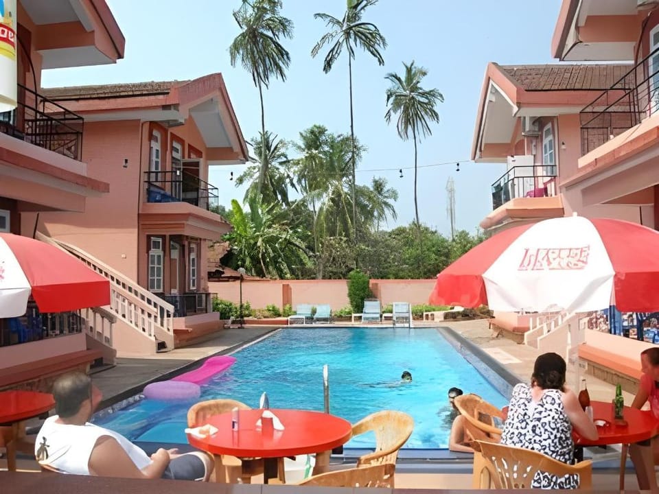 Resort De Tio Carmino Hotel in Calangute