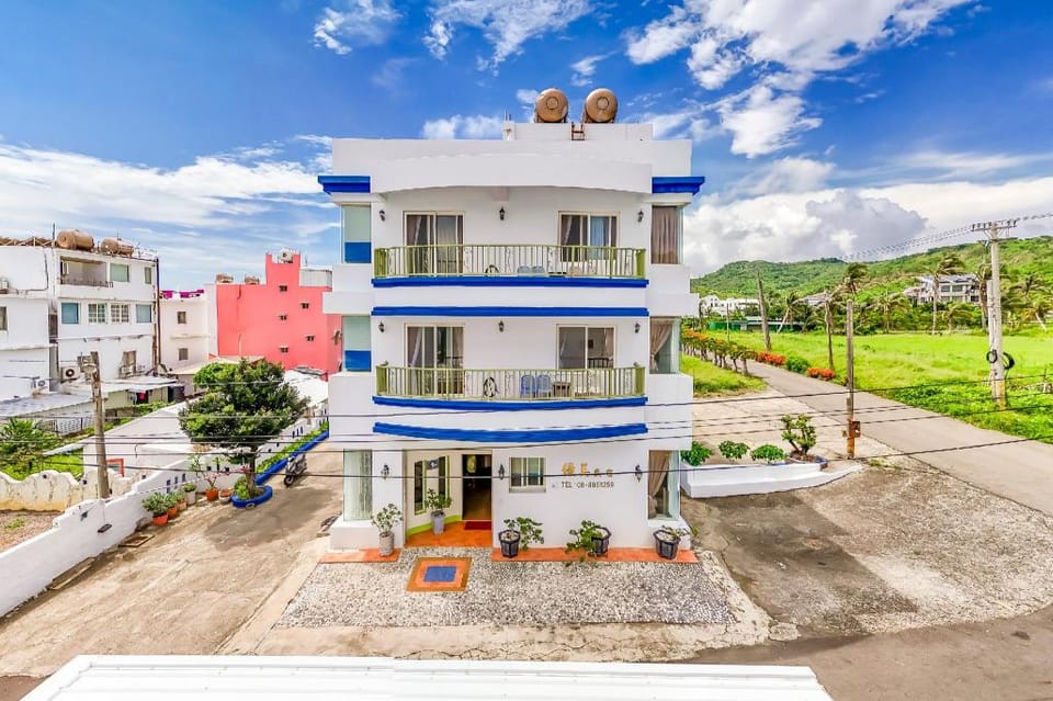 Green Beauty Homestay Bed and Breakfast in Hengchun Township