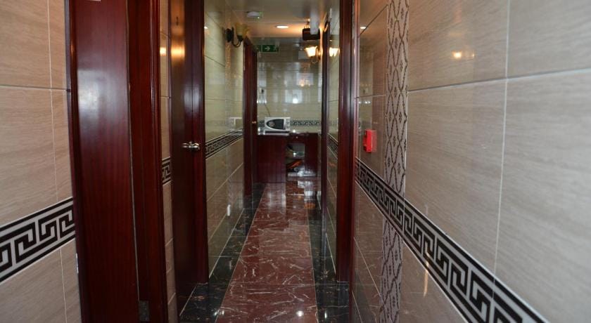 Everest Hostel Bed and Breakfast in Hong Kong