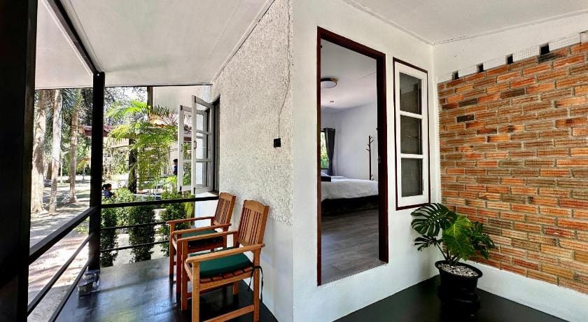 Sand Beach Bungalow Bed and Breakfast in Krabi Changwat