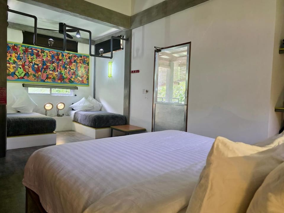 SomeWhere Else Boutique Resort Resort in Northern Mindanao