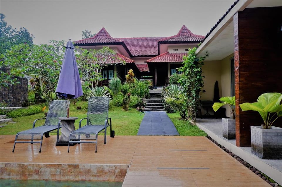 Villa Kendi Hotel in East Java