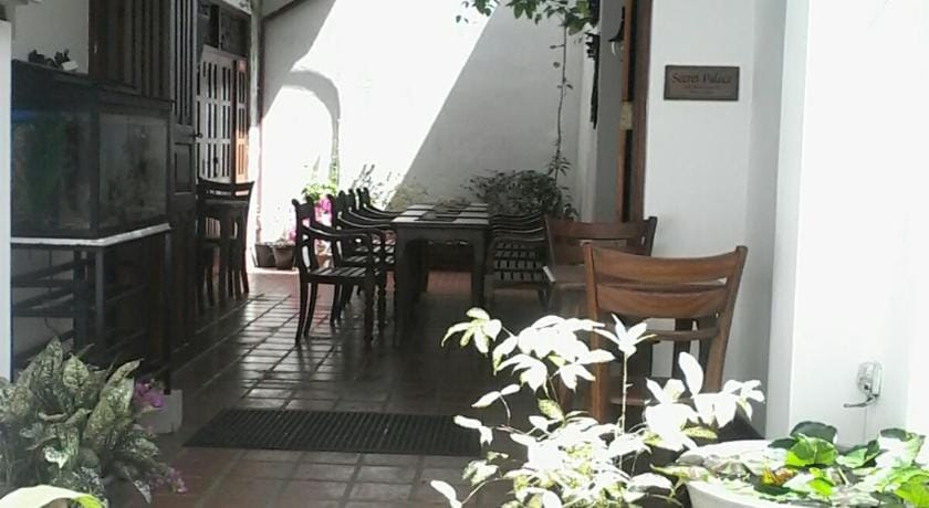 Secret Palace Guest  House Bed and Breakfast in Galle