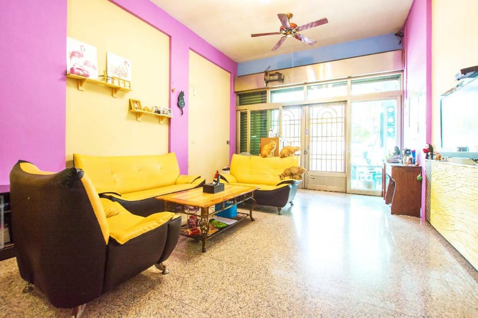 16 Alley Hostel Bed and Breakfast in Hengchun Township