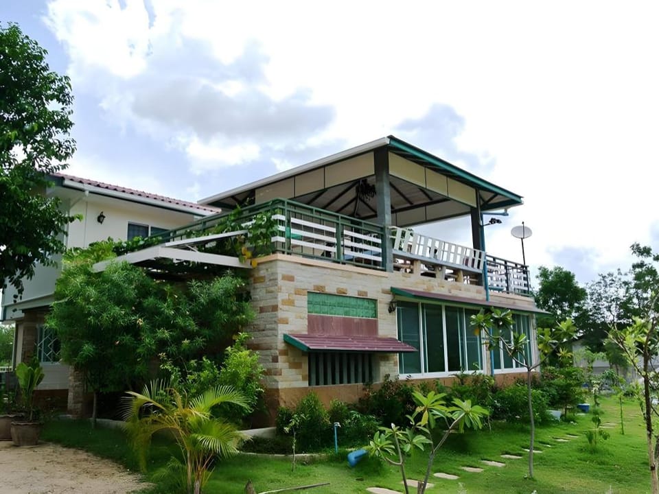 Cavallo Posu and Resort Khao Yai Hotel in Laos