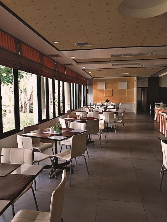 U Place @ Ubon Ratchathani University Hotel in Laos