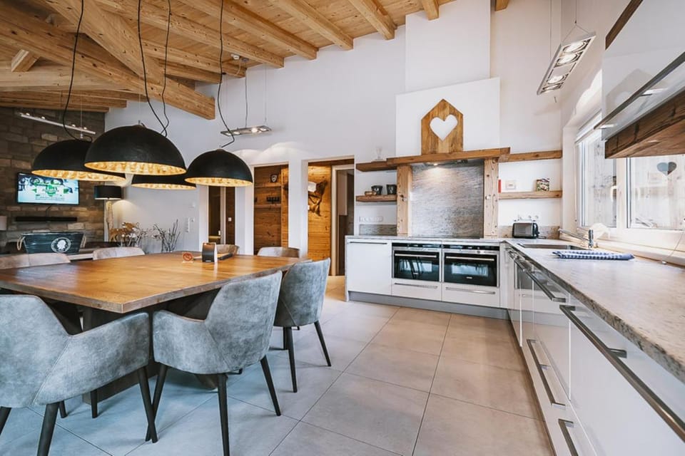 Avenida Mountain Lodges Kaprun Apartment hotel in Piesendorf