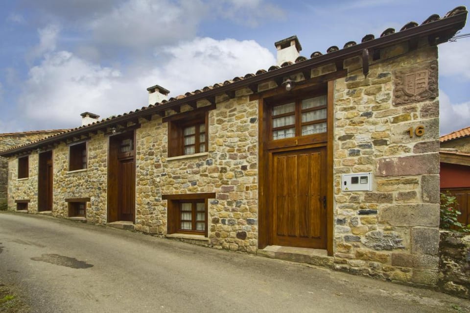 Apartamentos Rurales Los Brezos* Apartment in Cantabria
