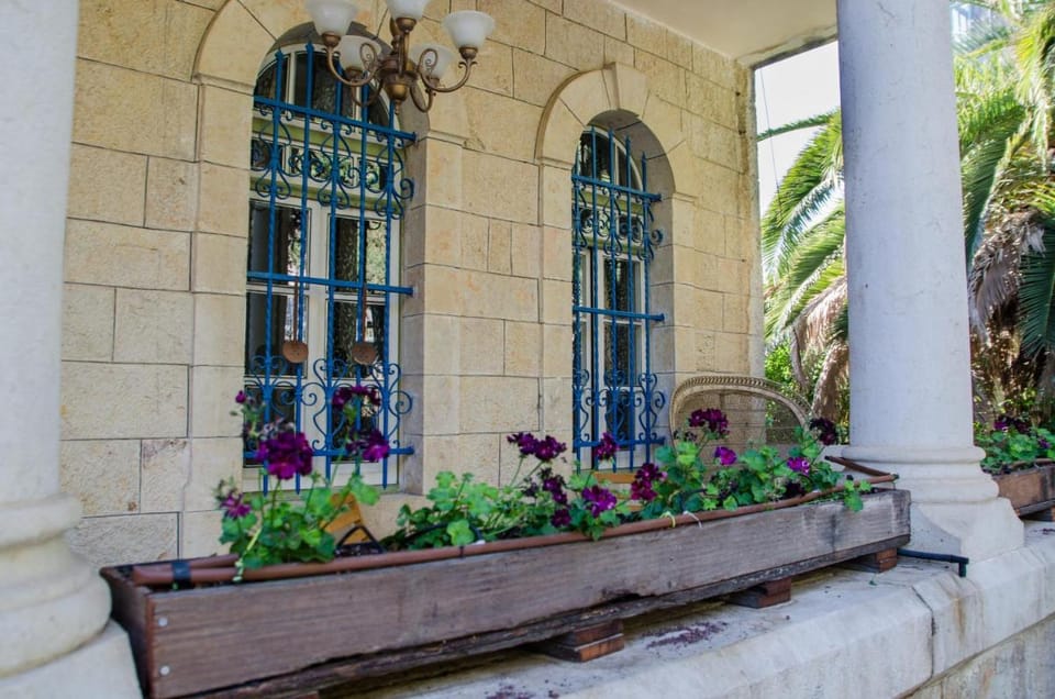 Jerusalem Garden Home Bed and Breakfast in Jerusalem