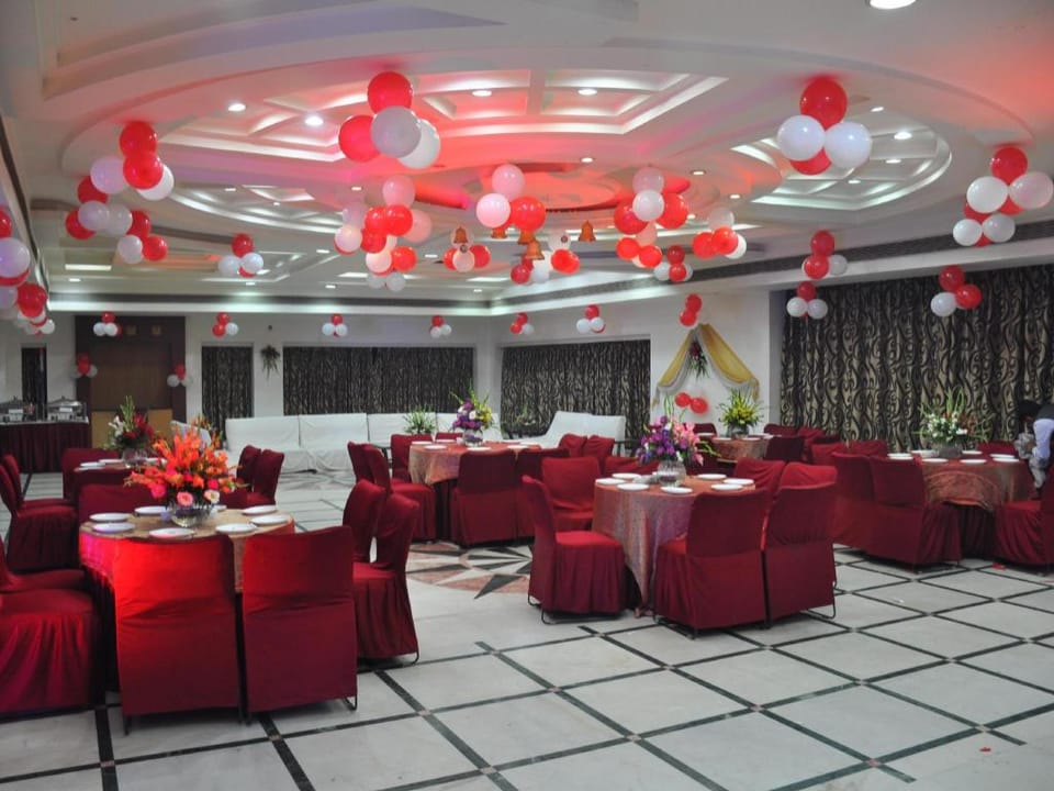Sobti Continental Bareilly Hotel Hotel in Uttar Pradesh