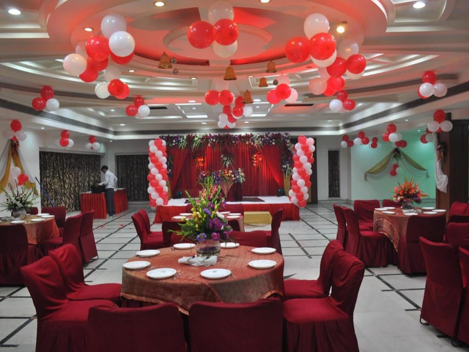 Sobti Continental Bareilly Hotel Hotel in Uttar Pradesh