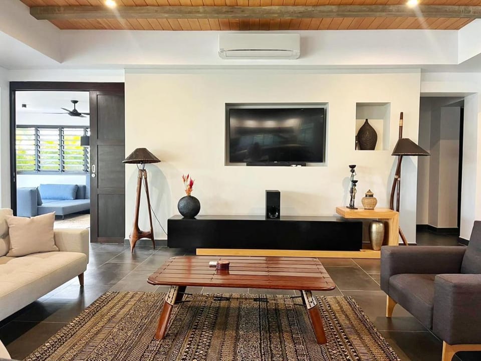 Naisoso Island Villas - Fiji Villa in Nadi