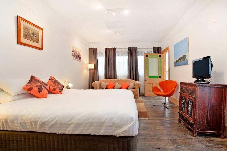 Robinson Cottage Bed and Breakfast in Tasmania