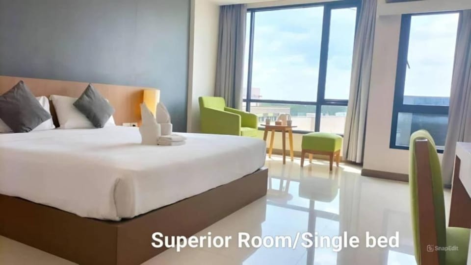 S Tara Grand Hotel Hotel in Surat Thani Changwat