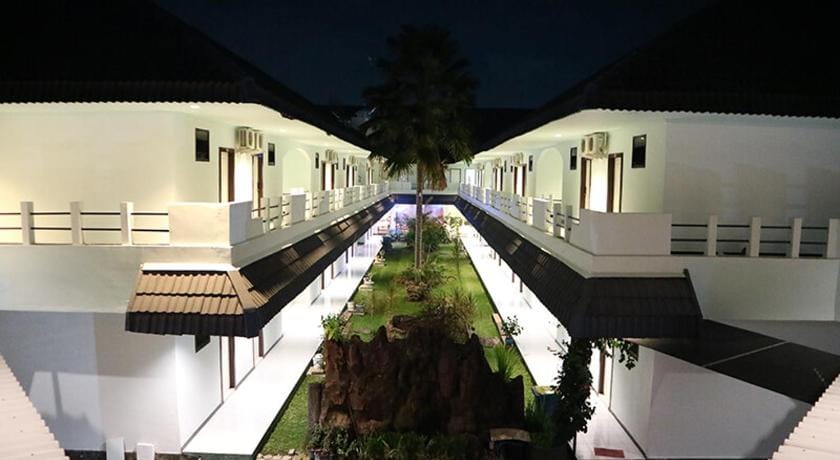 Mahkota Hotel Genteng Hotel in East Java