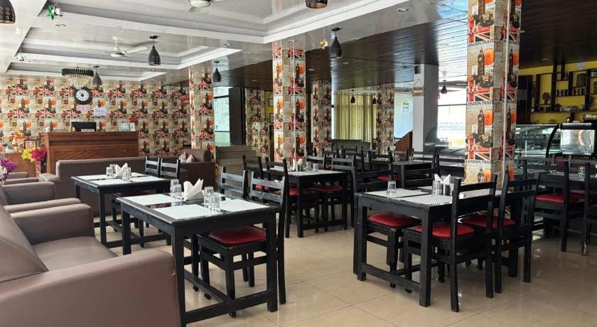 Bob's N Barley Hotel in Punjab, India