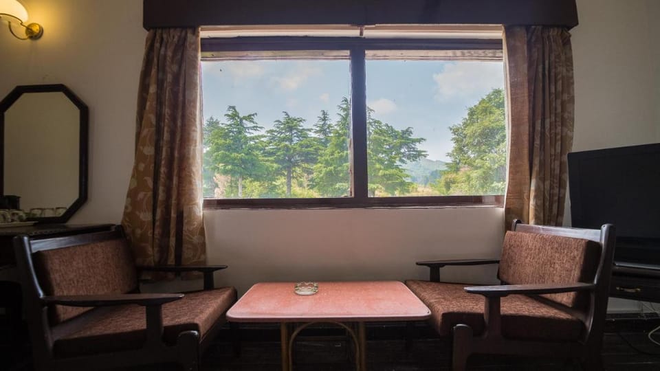 Cedar Lodge By Aahma Lodge in Uttarakhand