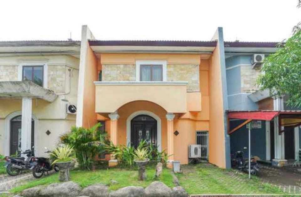 Istana Permata Juanda Hotel in East Java