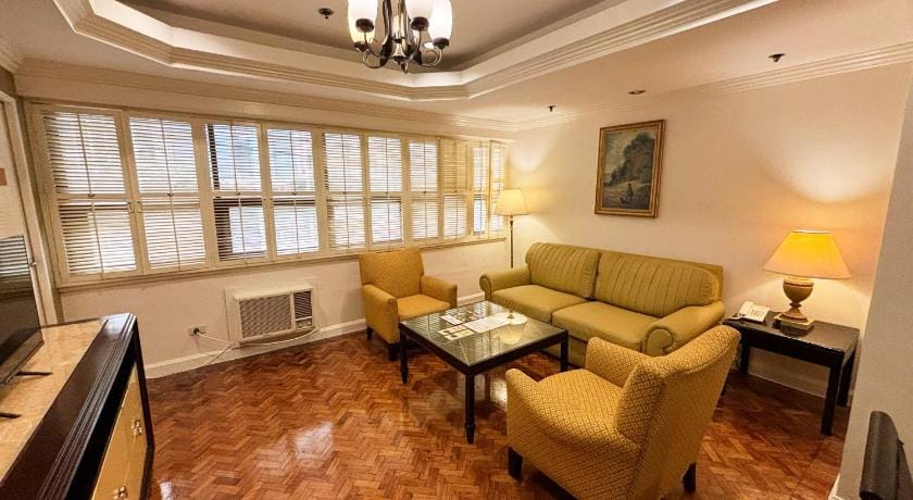 Lourdes Suites Hotel in Makati