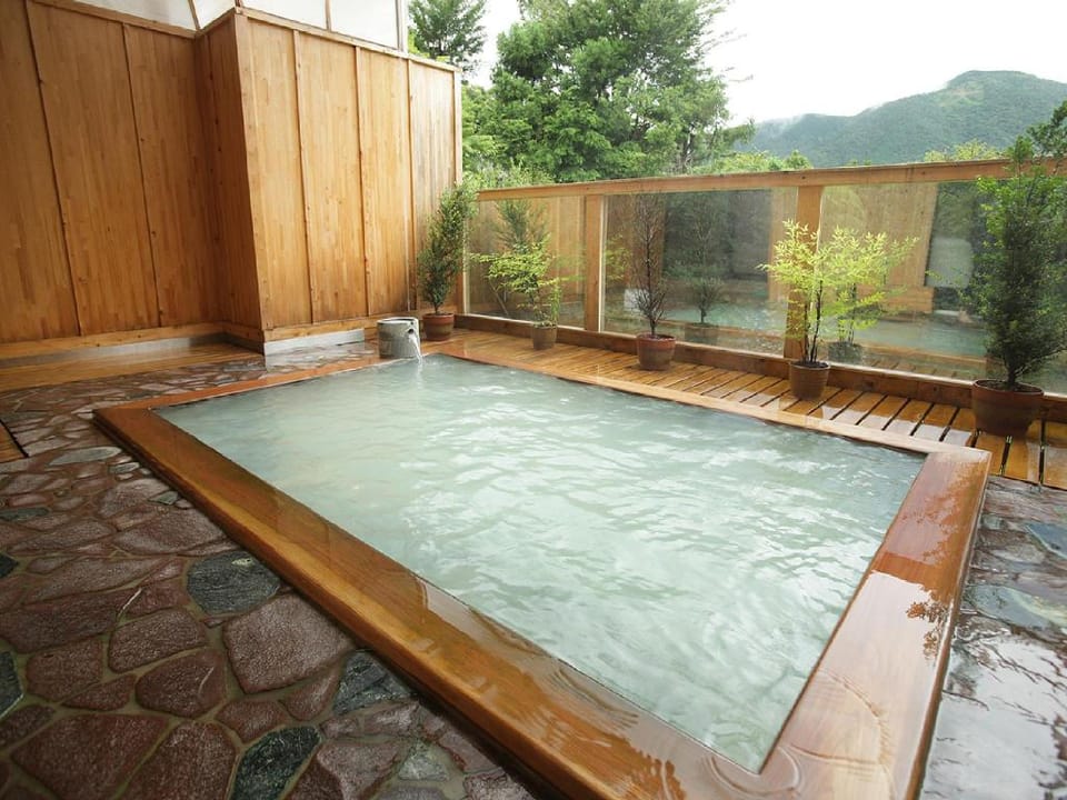 Hakone Lalaca Ryokan in Hakone