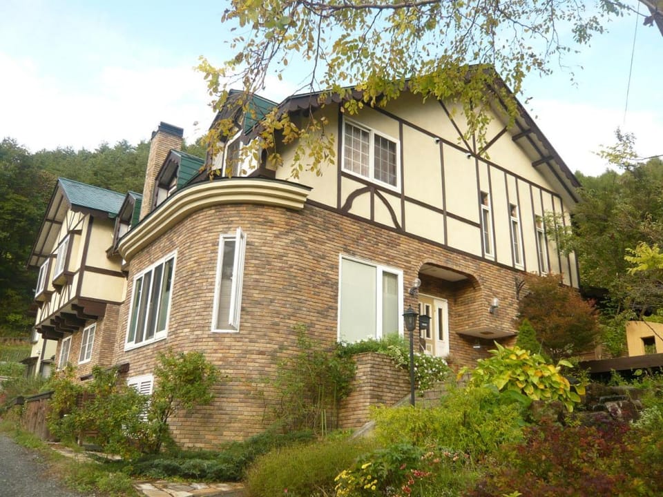 Fujikawaguchiko Crescendo Bed and Breakfast in Shizuoka Prefecture