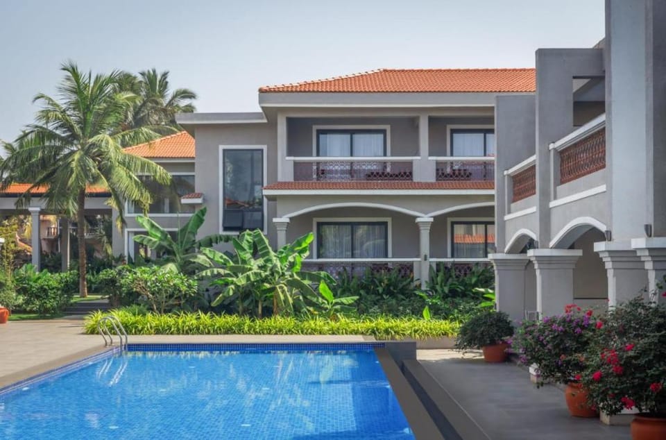 Chalston Beach Resort Resort in Calangute