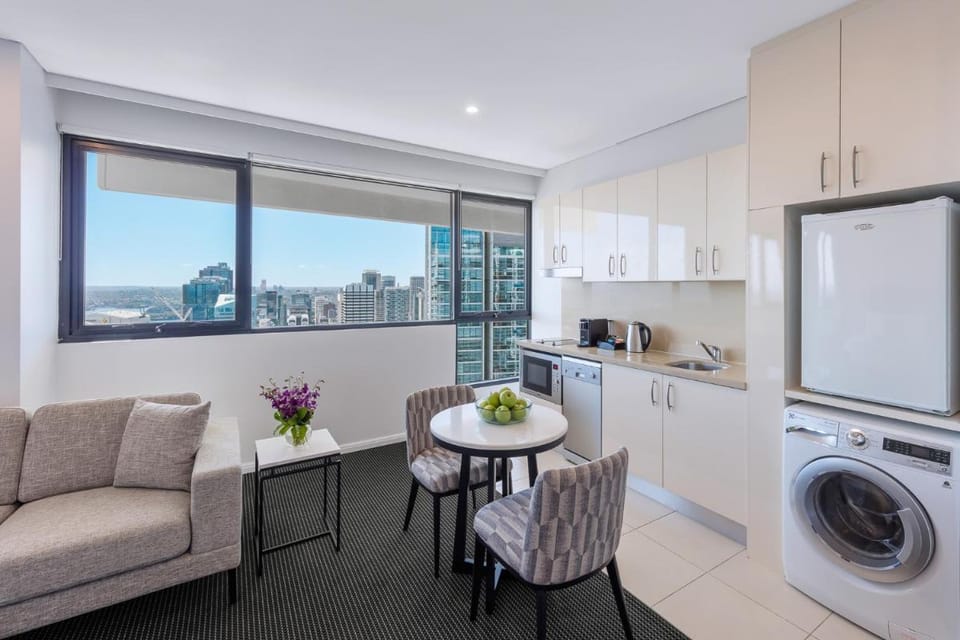Meriton Suites Kent Street, Sydney Hotel in Sydney
