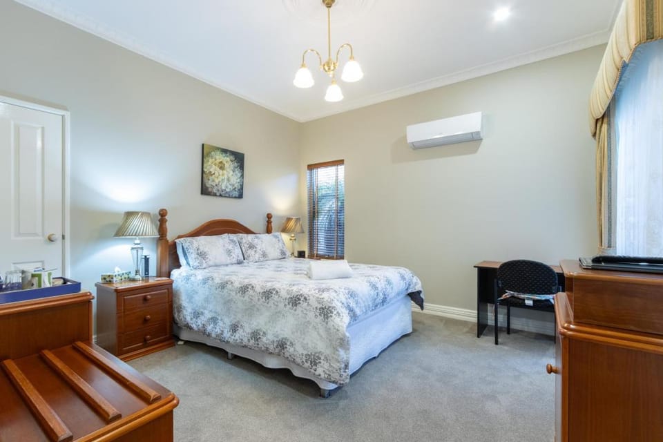 Durham Lodge Bed & Breakfast Bed and Breakfast in Perth