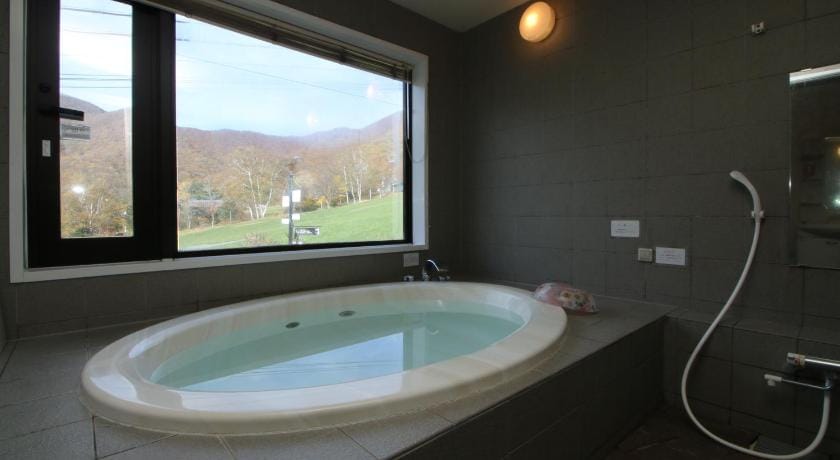 Petit Resort Hotel Der Barte Bed and Breakfast in Miyagi Prefecture