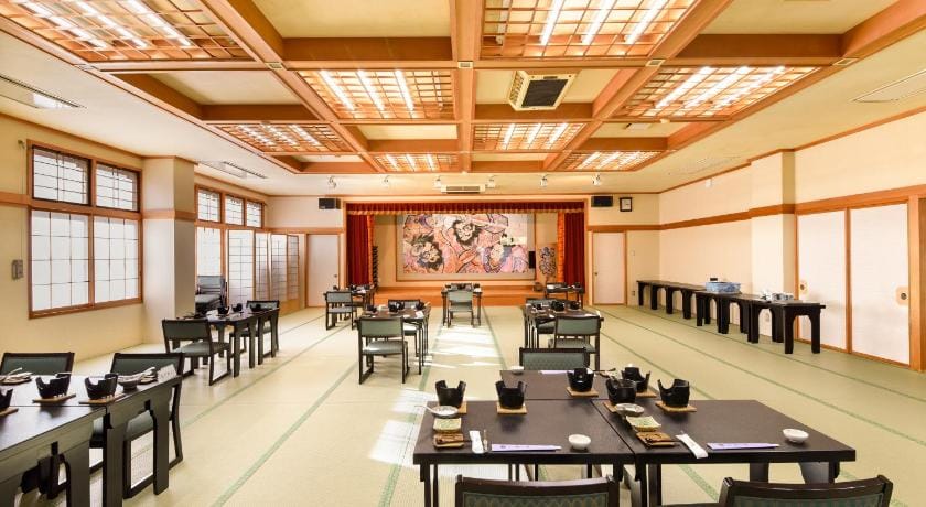 Yanaginoyu Hotel Ryokan in Japan