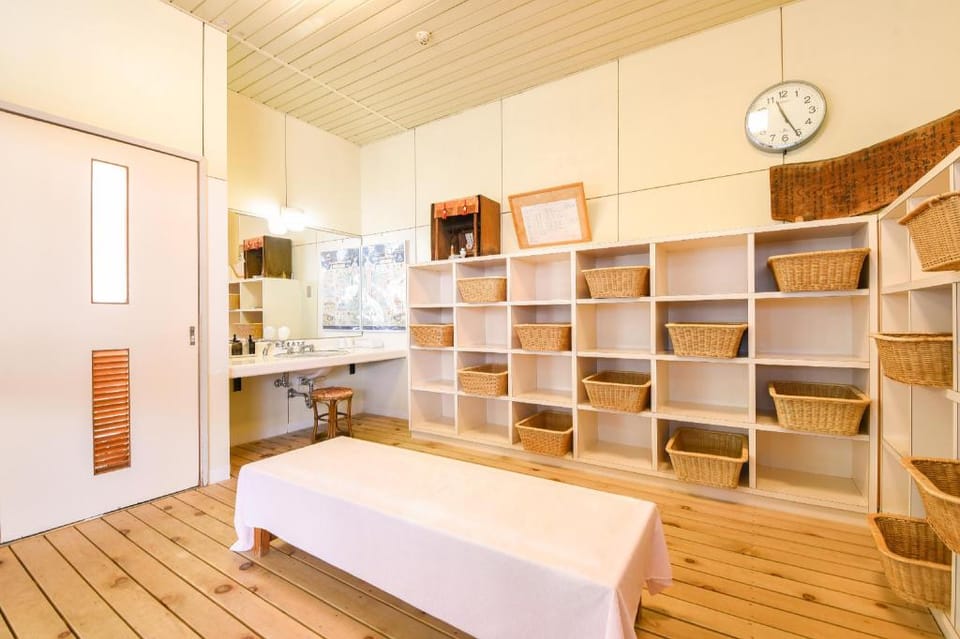 Yanaginoyu Hotel Ryokan in Japan