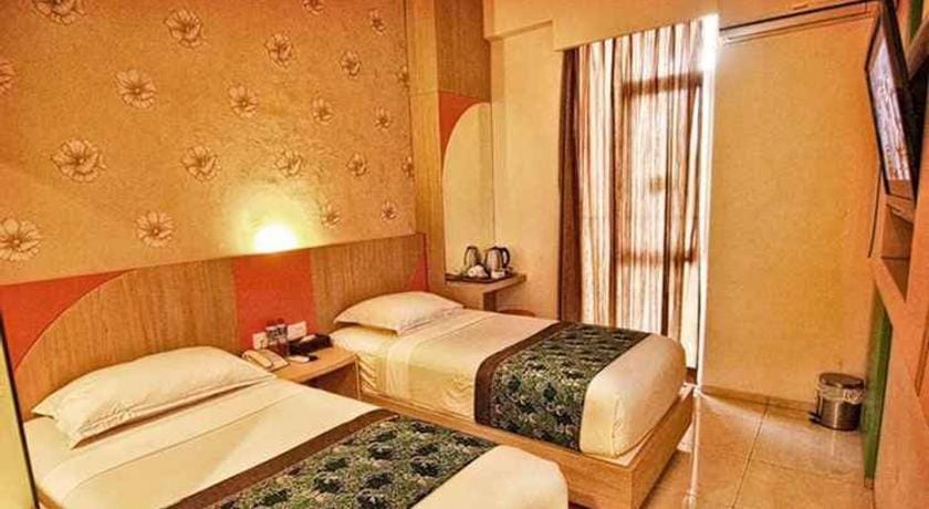 Dewarna Hotels Sutoyo Hotel in East Java