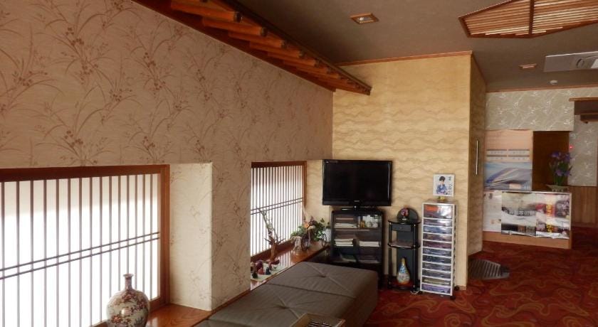 Hanagoyomi Hotel Ryokan in Ishikawa Prefecture