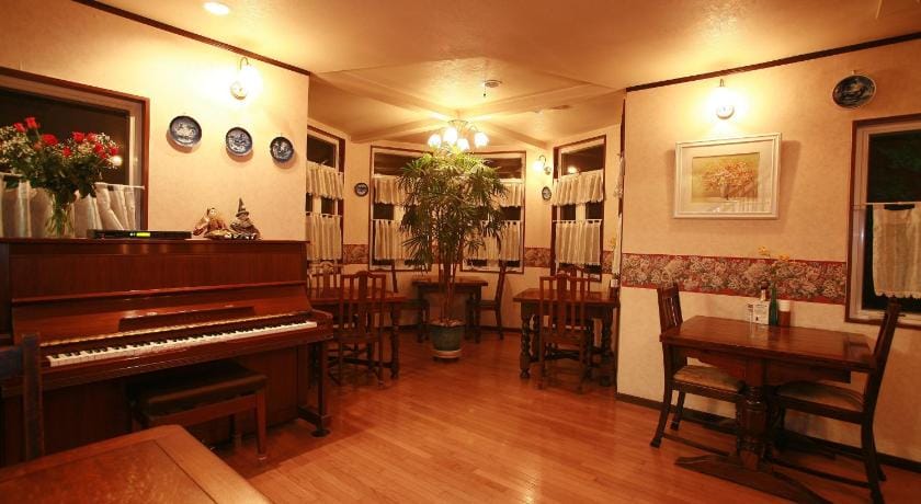 Scotch Court Hotel Bed and Breakfast in Japan