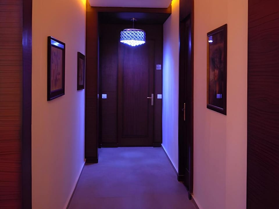 Beyond Hotel Hotel in New Delhi