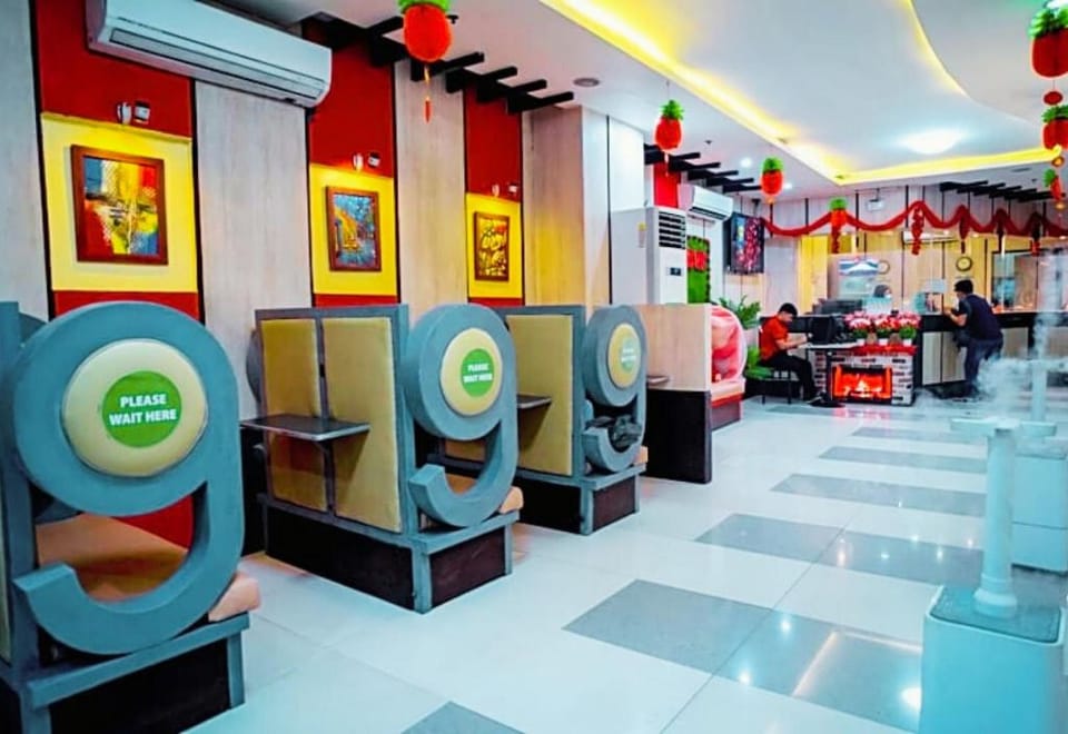 Hotel 99 Cubao Hotel in Quezon City