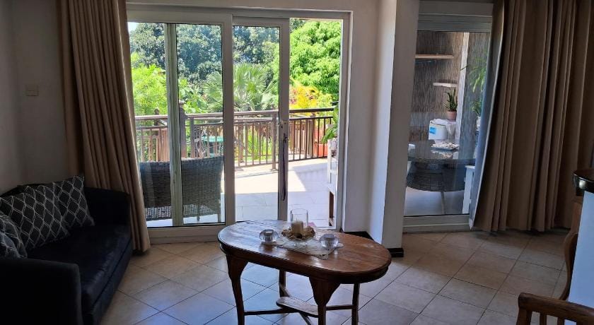 CHEZ LORNA 3 nights or plus Vacation rental in Africa