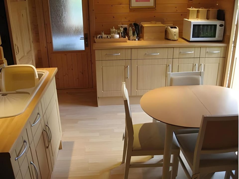 Hillside Self Catering Chalet in England