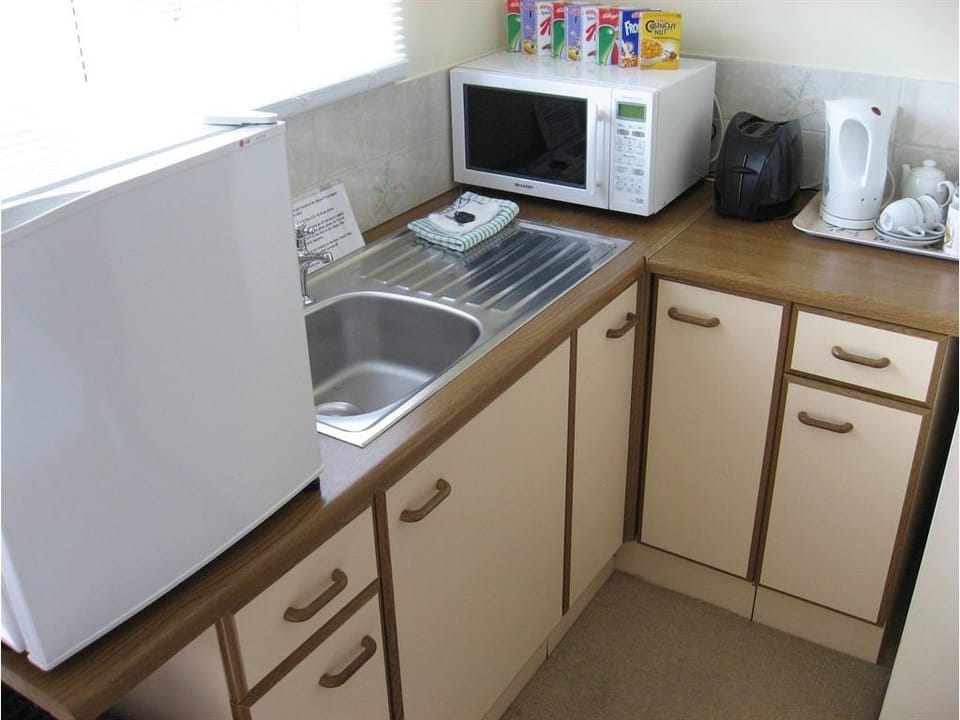 Hillside Self Catering Chalet in England