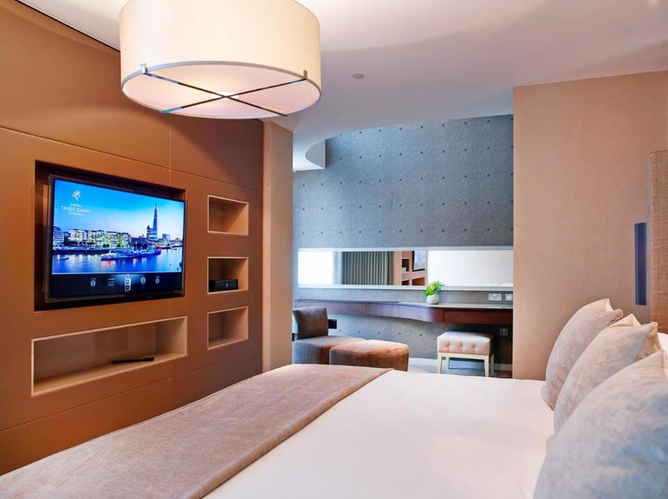 Cheval Three Quays at The Tower of London Apartment hotel in London Borough of Southwark
