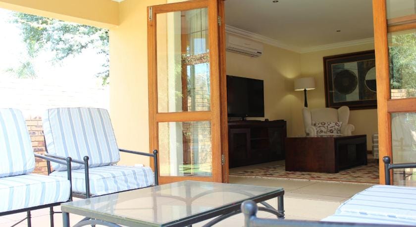 Topaz Cove Luxury Villas Hotel in Gauteng