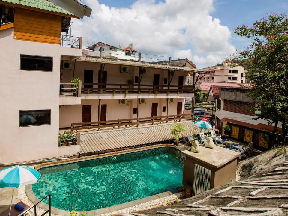 Baan Veerakit Guesthouse Hotel in Patong
