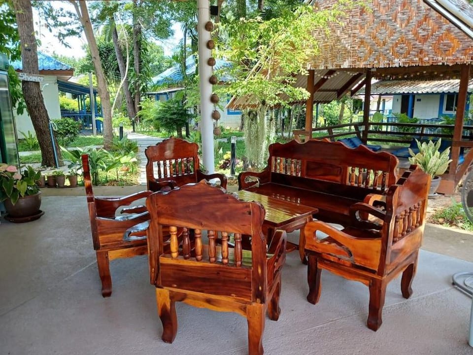 Baan Long Beach Hotel in Sala Dan