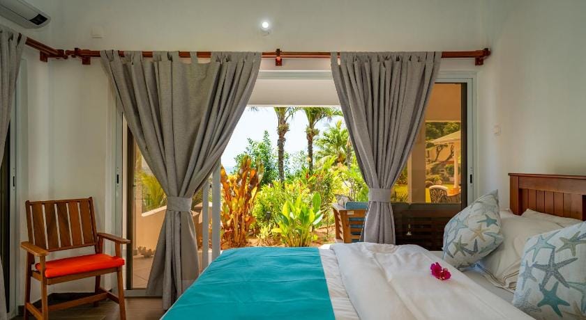 Au Cap Self Catering Guest House Hotel in Africa