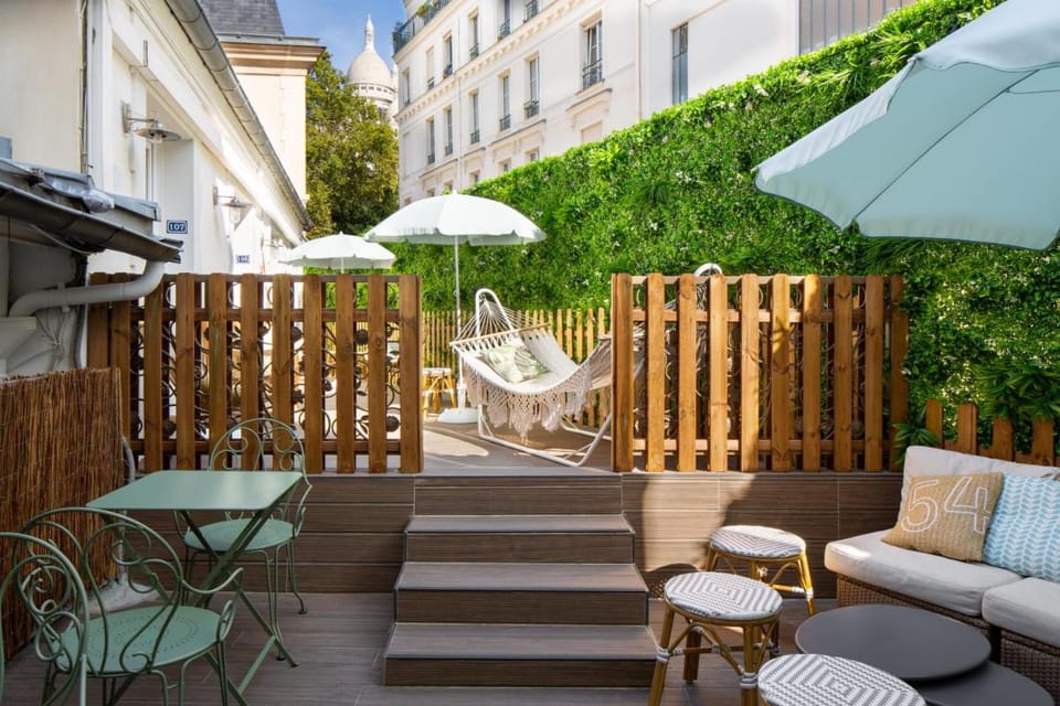 Le Village Montmartre by Hiphophostels Hostel in Paris