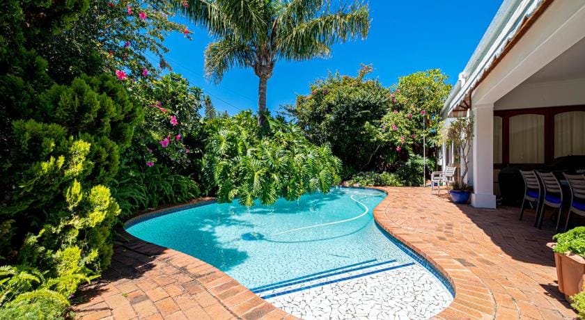 Lemon Tree Lane Guest House Hotel in Port Elizabeth